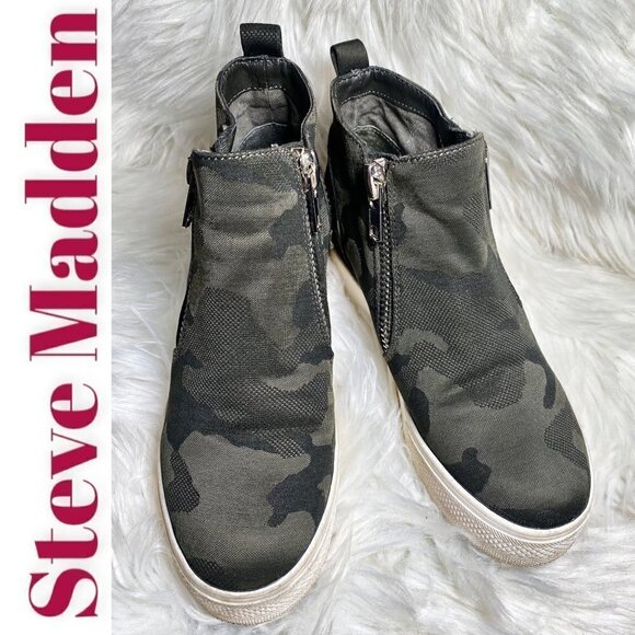 STEVE MADDEN WEDGIE Camo Dual Side Zip High Top Sneaker, Size 6 - Picture 2 of 8